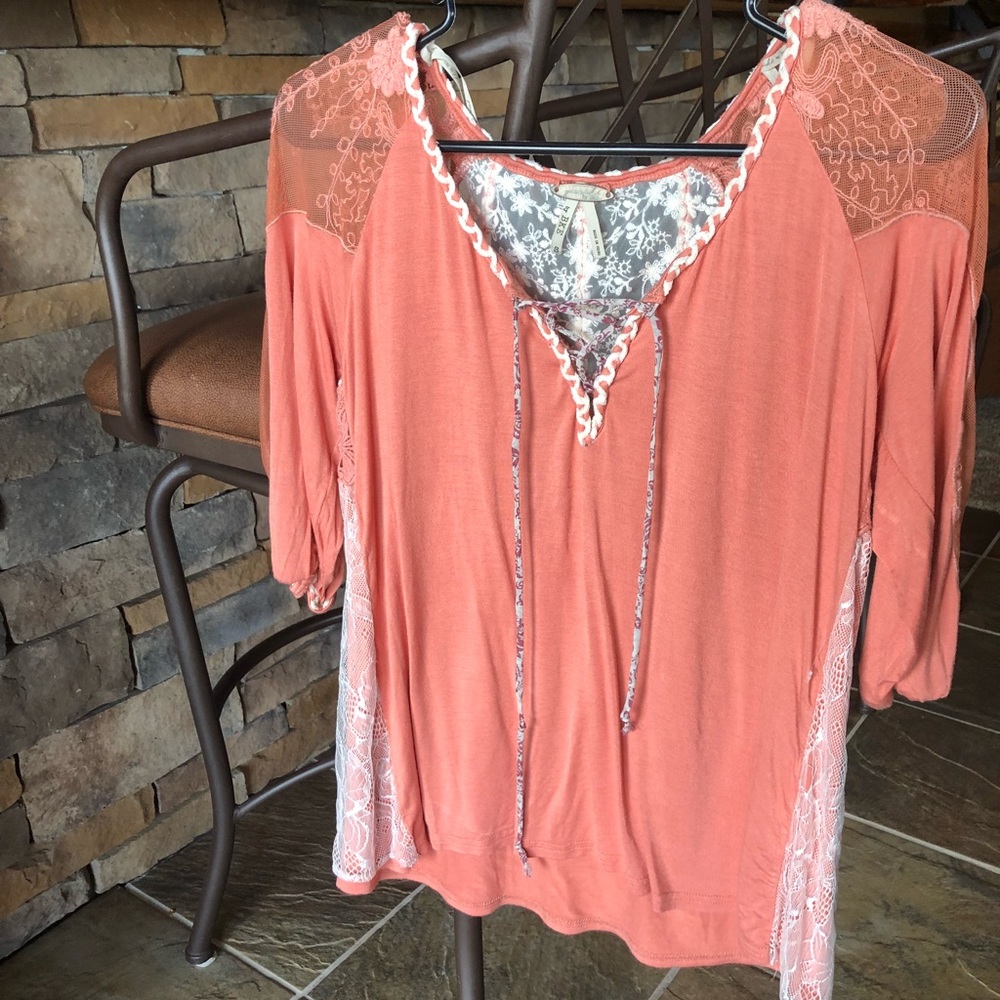 Buckle blouse peach
